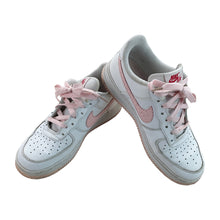 Load image into Gallery viewer, Nike Love Shoes - EUR42-NIKE-olesstore-vintage-secondhand-shop-austria-österreich