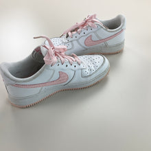 Load image into Gallery viewer, Nike Love Shoes - EUR42-NIKE-olesstore-vintage-secondhand-shop-austria-österreich