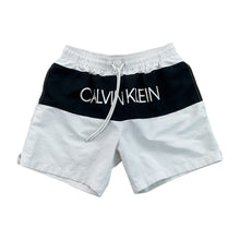 Load image into Gallery viewer, Calvin Klein Shorts - Medium-CALVIN KLEIN-olesstore-vintage-secondhand-shop-austria-österreich