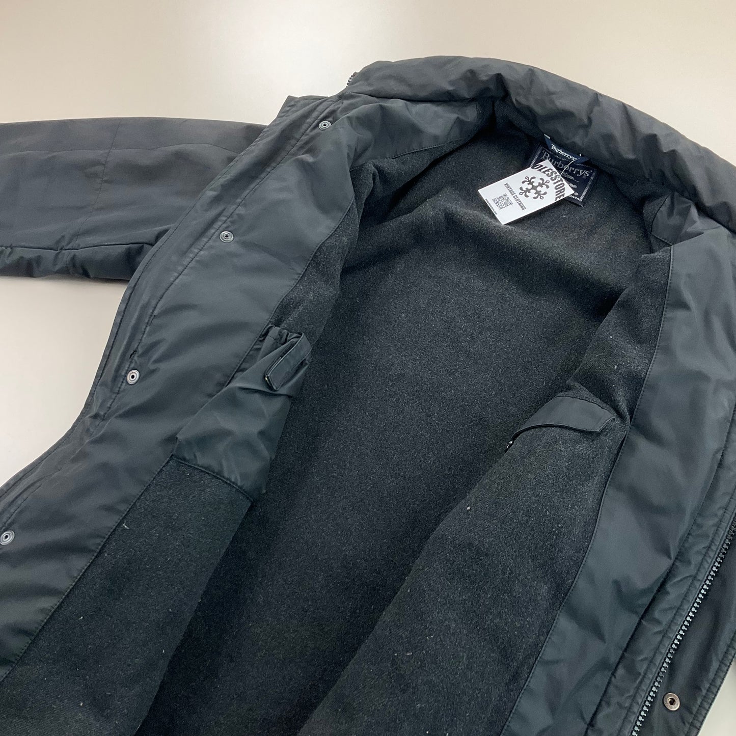 Burberry Heavy Coat - XL-Burberry-olesstore-vintage-secondhand-shop-austria-österreich