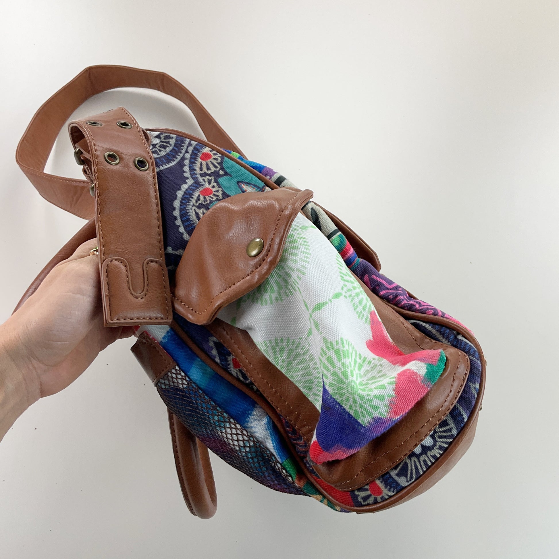 Desigual Strap Bag-DESIGUAL-olesstore-vintage-secondhand-shop-austria-österreich