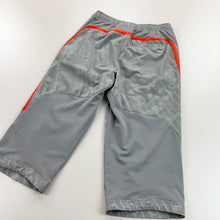 Load image into Gallery viewer, Nike Shorts - Medium-NIKE-olesstore-vintage-secondhand-shop-austria-österreich