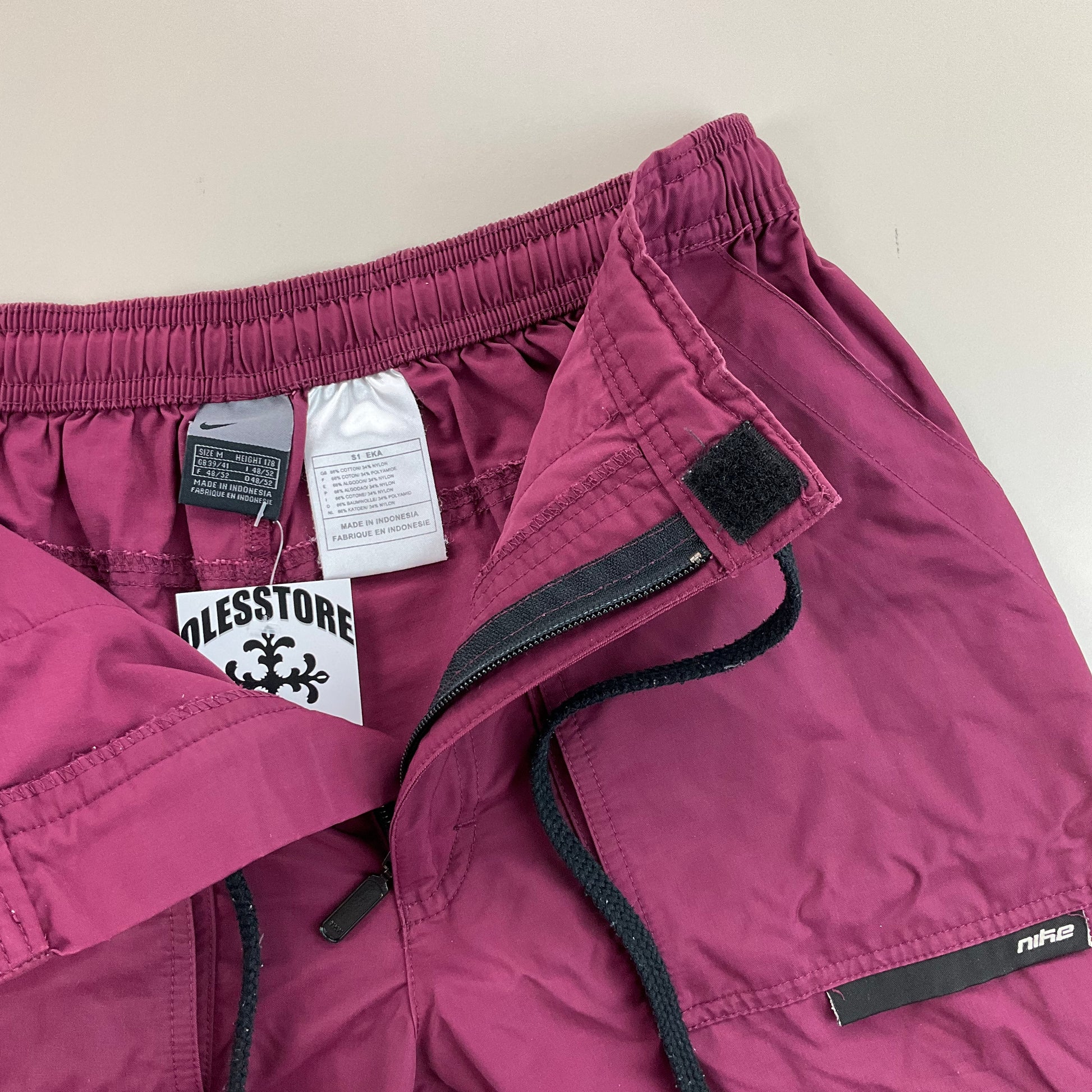 Nike Shorts - Medium-NIKE-olesstore-vintage-secondhand-shop-austria-österreich