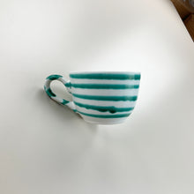 Load image into Gallery viewer, Gmundner Keramik Kaffeetasse Grüngeflammt Ø9,5 cm-Gmundner Keramik-olesstore-vintage-secondhand-shop-austria-österreich