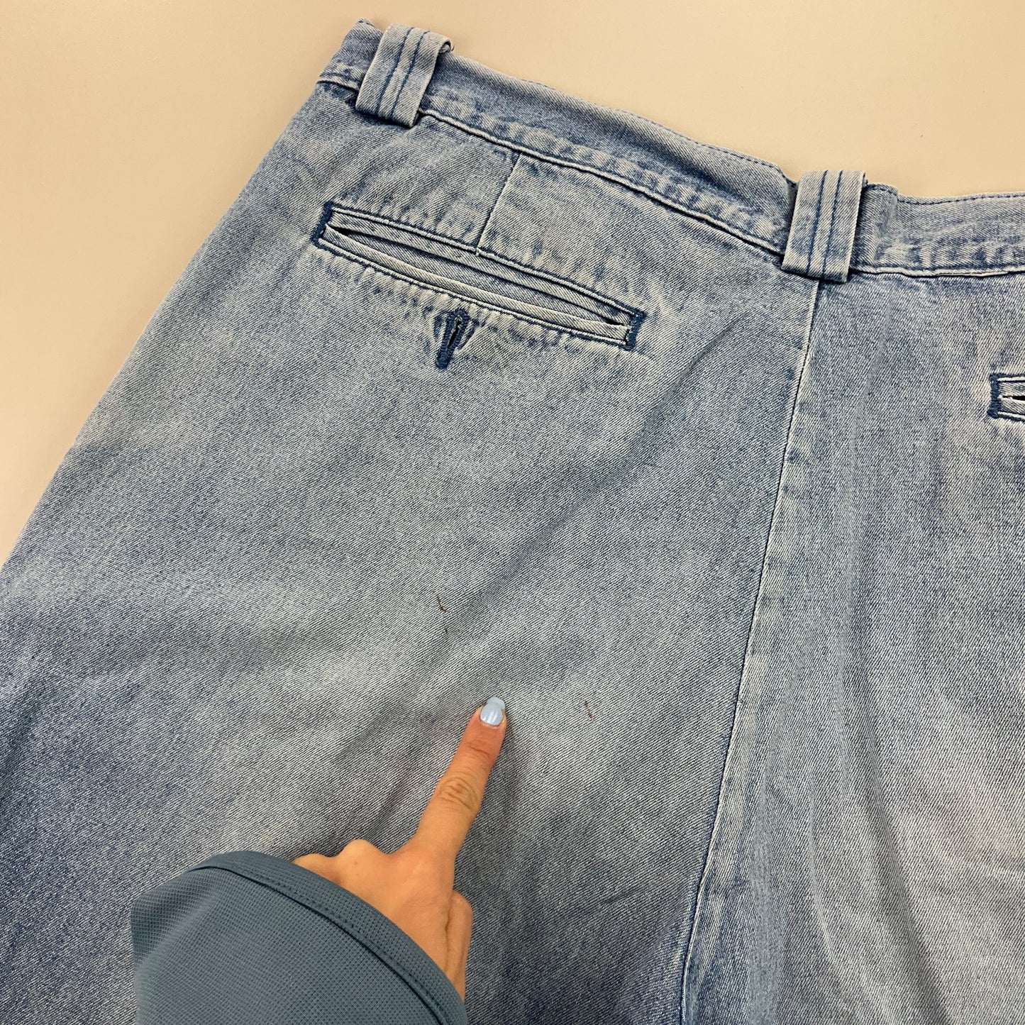 Levis Denim Shorts - W33-LEVI'S-olesstore-vintage-secondhand-shop-austria-österreich