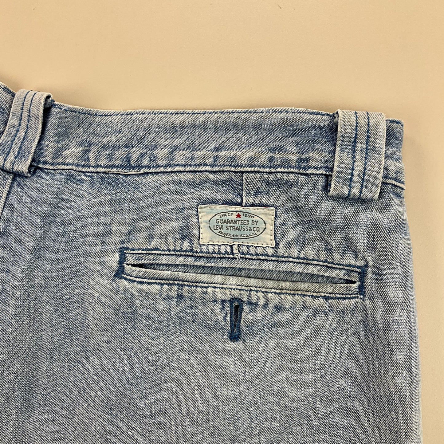 Levis Denim Shorts - W33-LEVI'S-olesstore-vintage-secondhand-shop-austria-österreich