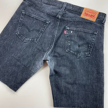 Load image into Gallery viewer, Levis Denim Shorts - W34-LEVI&#39;S-olesstore-vintage-secondhand-shop-austria-österreich