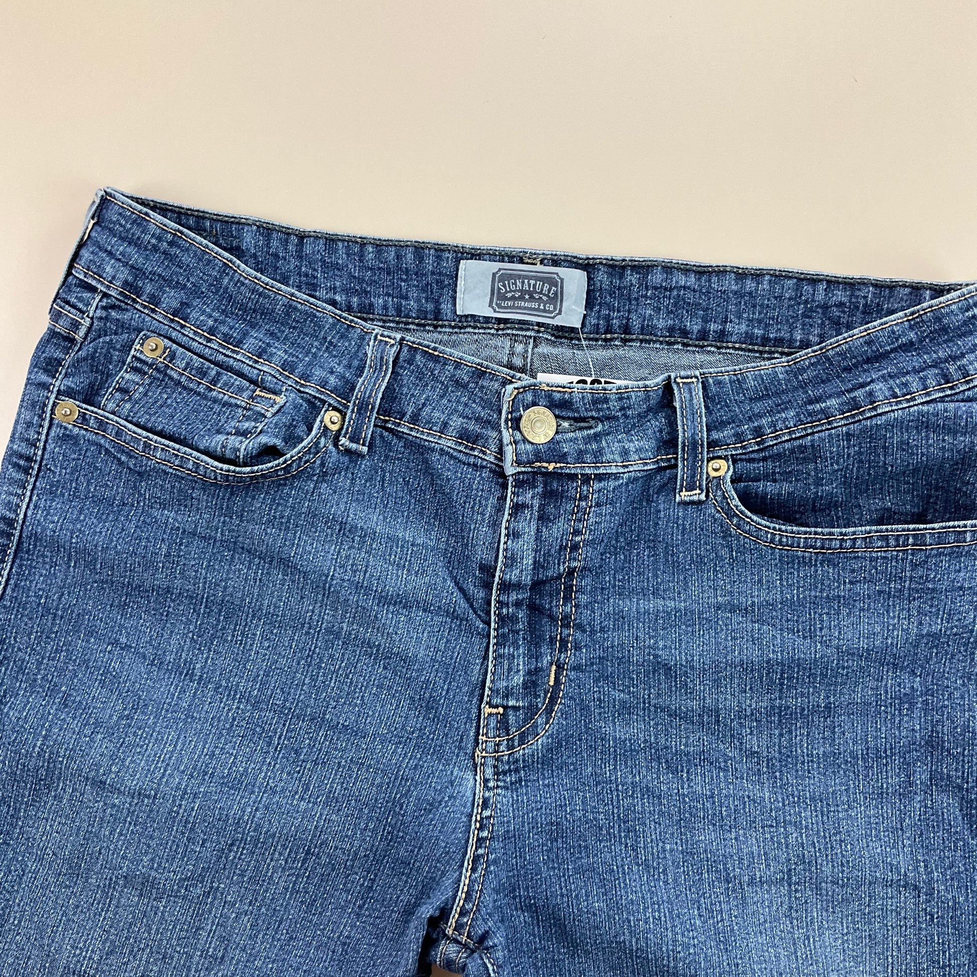 Levis Denim Shorts - W32-LEVI'S-olesstore-vintage-secondhand-shop-austria-österreich