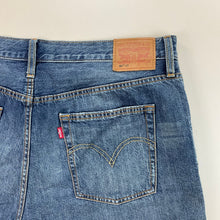 Load image into Gallery viewer, Levis Denim Shorts - W32-LEVI&#39;S-olesstore-vintage-secondhand-shop-austria-österreich