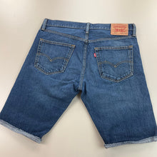 Load image into Gallery viewer, Levis Denim Shorts - W34-LEVI&#39;S-olesstore-vintage-secondhand-shop-austria-österreich