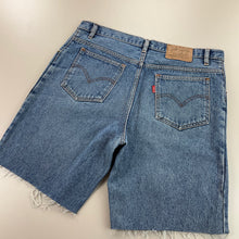 Load image into Gallery viewer, Levis Denim Shorts - W33-LEVI&#39;S-olesstore-vintage-secondhand-shop-austria-österreich