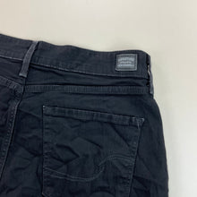 Load image into Gallery viewer, Levis Denim Shorts - W32-LEVI&#39;S-olesstore-vintage-secondhand-shop-austria-österreich