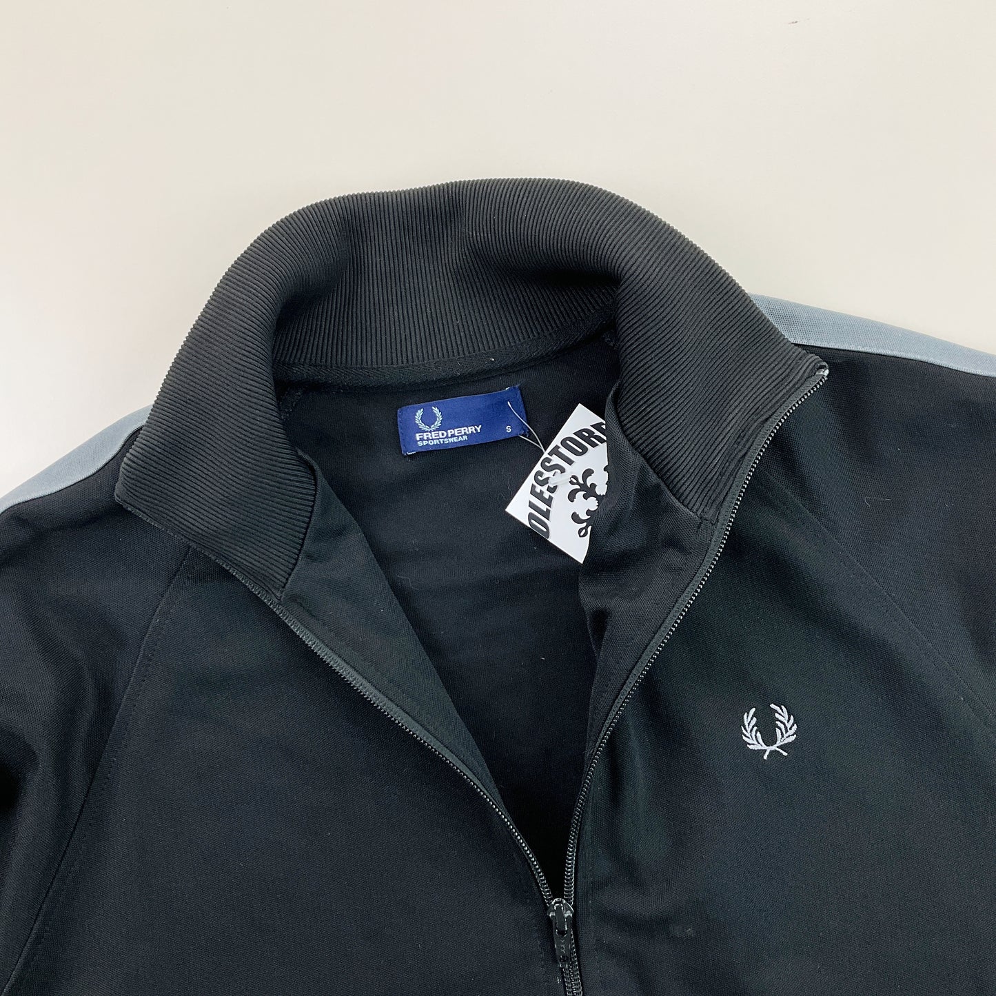 Fred Perry Track Jacket - Small-FRED PERRY-olesstore-vintage-secondhand-shop-austria-österreich