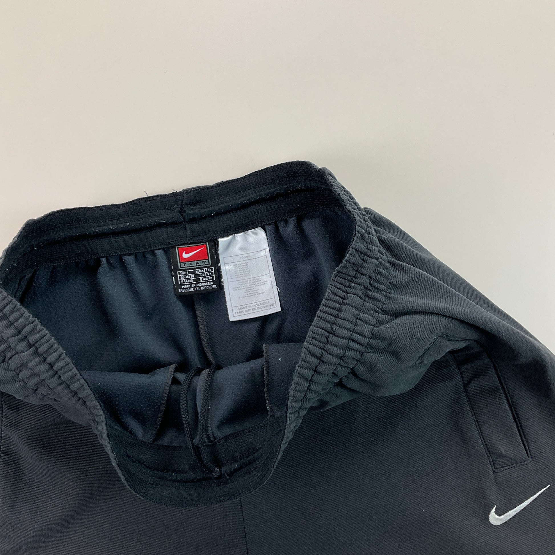 Nike 90s Tracksuit - Small-NIKE-olesstore-vintage-secondhand-shop-austria-österreich