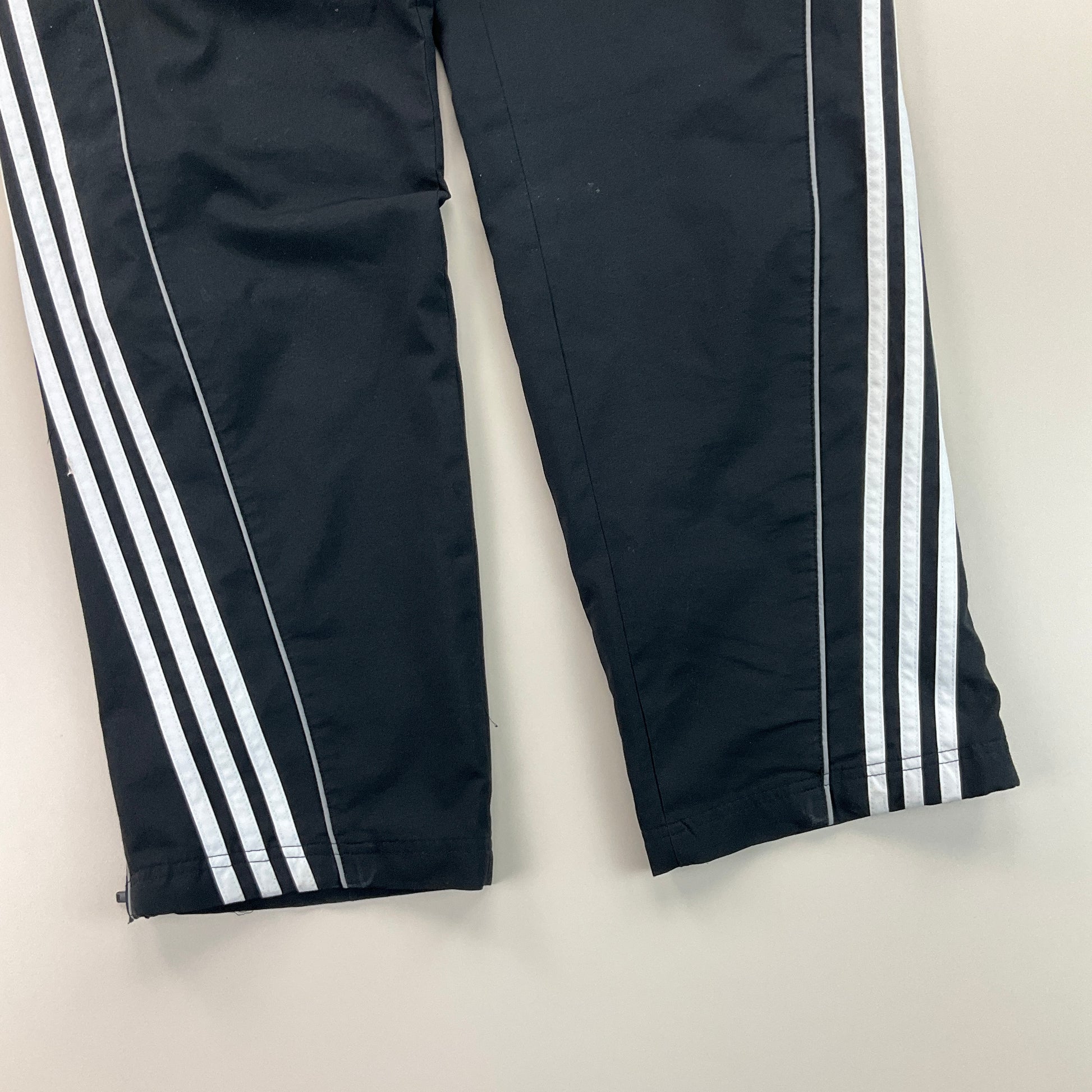 Adidas Tracksuit - Medium-ADIDAS-olesstore-vintage-secondhand-shop-austria-österreich