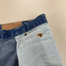 Load image into Gallery viewer, Levis Denim Shorts - W34-LEVI&#39;S-olesstore-vintage-secondhand-shop-austria-österreich