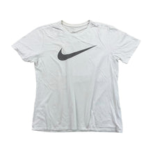 Load image into Gallery viewer, Nike T-Shirt - Medium-NIKE-olesstore-vintage-secondhand-shop-austria-österreich