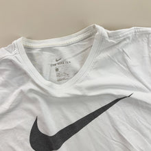 Load image into Gallery viewer, Nike T-Shirt - Medium-NIKE-olesstore-vintage-secondhand-shop-austria-österreich