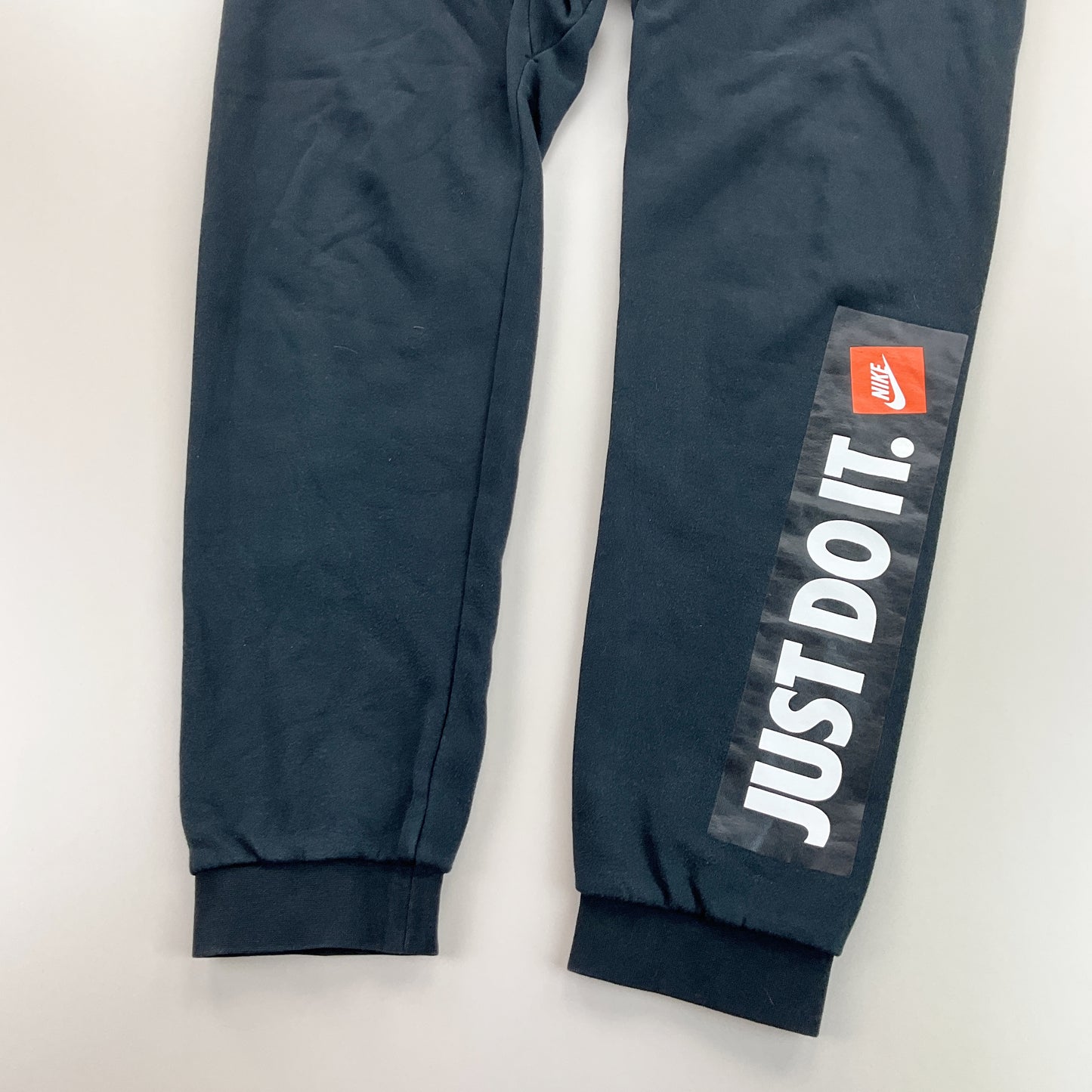 Nike Sweatpants Jogger - Medium-NIKE-olesstore-vintage-secondhand-shop-austria-österreich