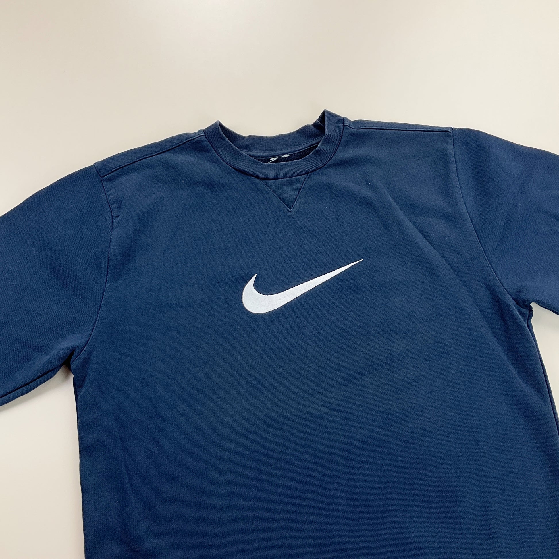 Nike Swoosh Sweatshirt - Small-NIKE-olesstore-vintage-secondhand-shop-austria-österreich