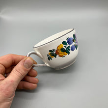 Load image into Gallery viewer, Gmundner Keramik Teetasse Bauernblume Ø9,5cm-Gmundner Keramik-olesstore-vintage-secondhand-shop-austria-österreich