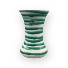 Load image into Gallery viewer, Gmundner Keramik Vase Grüngeflammt Ø9cm-Gmundner Keramik-olesstore-vintage-secondhand-shop-austria-österreich