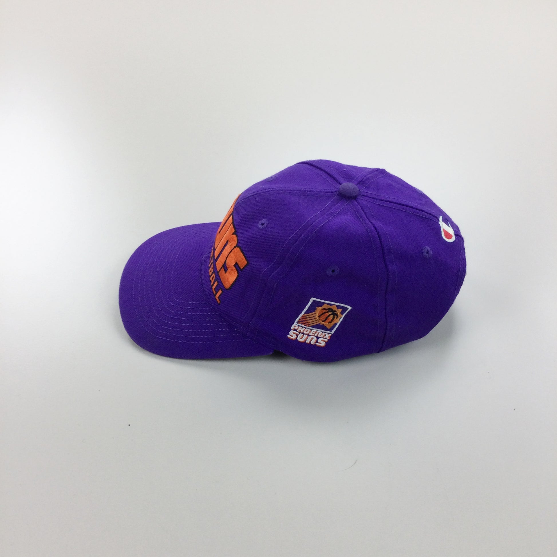 Champion x Suns Basketball NBA Cap-Champion-olesstore-vintage-secondhand-shop-austria-österreich