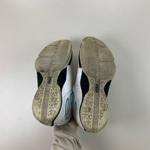 Load image into Gallery viewer, Reebok Answer 11 Sneaker - EUR44-REEBOK-olesstore-vintage-secondhand-shop-austria-österreich