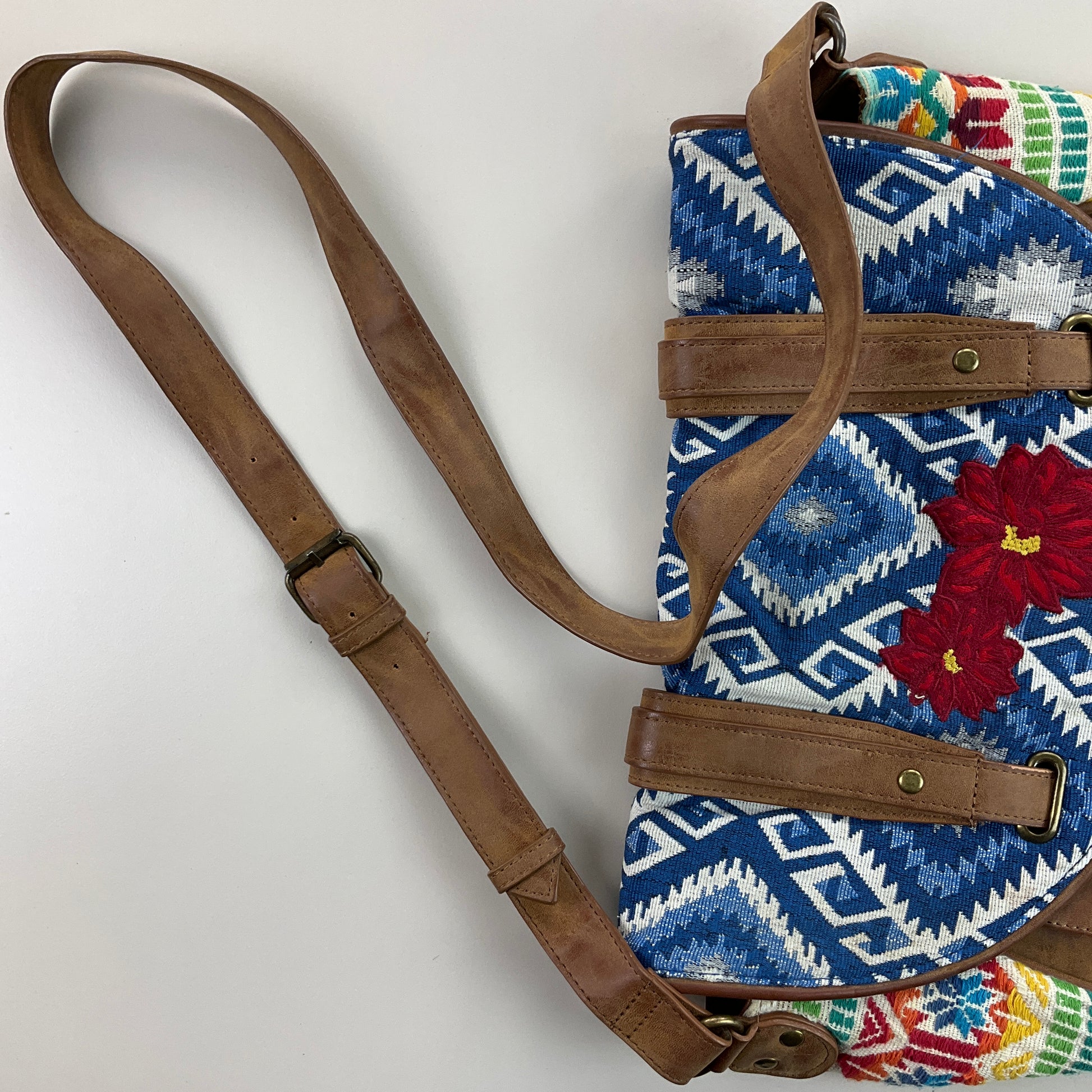 Desigual Flower Strap Bag-DESIGUAL-olesstore-vintage-secondhand-shop-austria-österreich