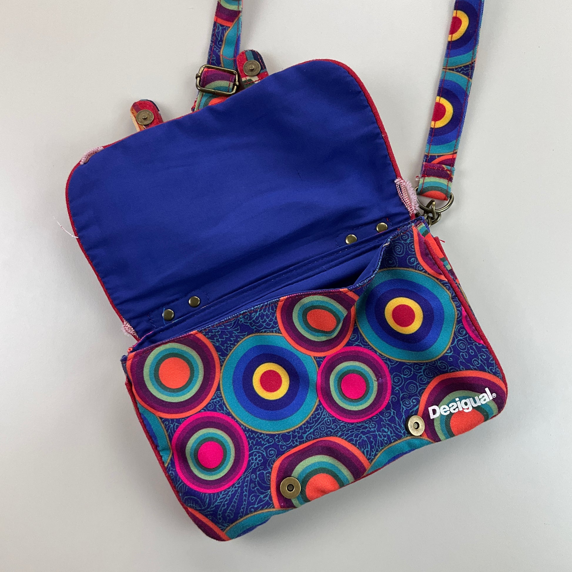 Desigual Small Strap Bag-DESIGUAL-olesstore-vintage-secondhand-shop-austria-österreich