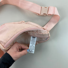 Load image into Gallery viewer, Levi&#39;s Bum Bag-LEVI&#39;S-olesstore-vintage-secondhand-shop-austria-österreich