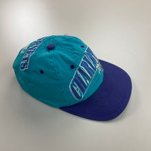 Load image into Gallery viewer, Starter x Hornets Cap-STARTER-olesstore-vintage-secondhand-shop-austria-österreich