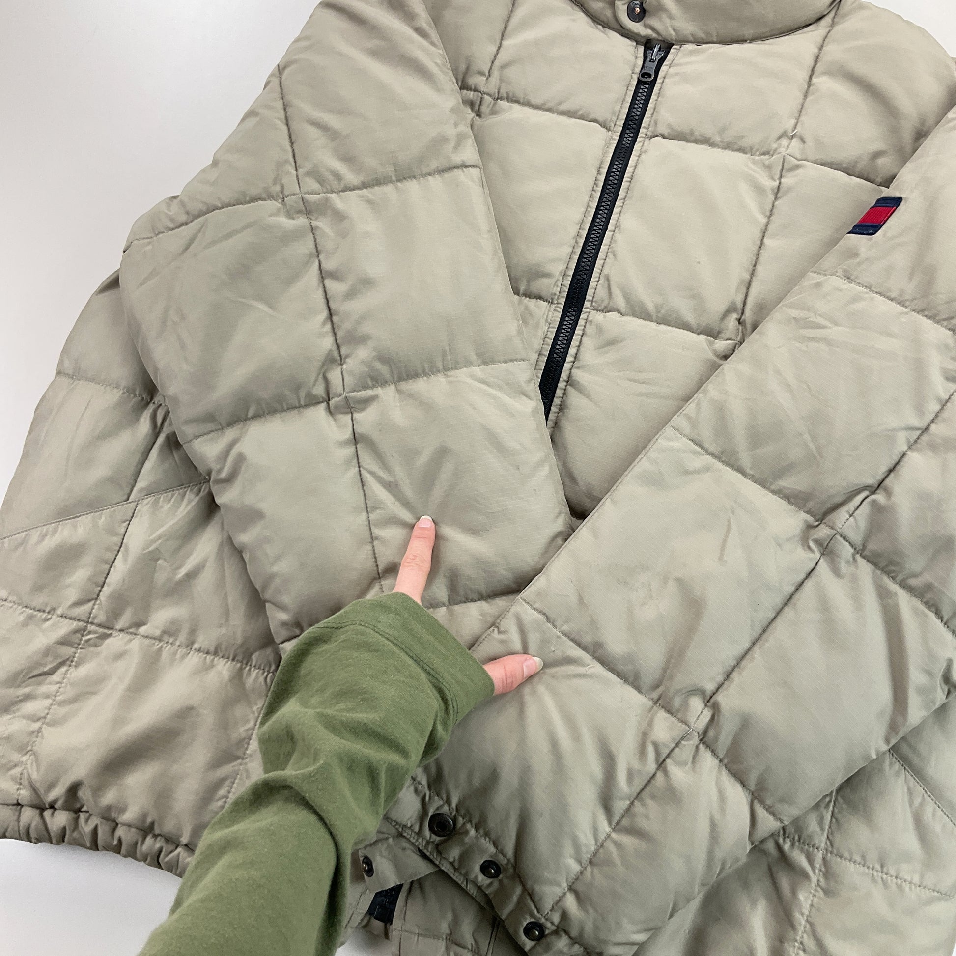 Tommy Hilfiger Puffer Jacket - Large-TOMMY HILFIGER-olesstore-vintage-secondhand-shop-austria-österreich