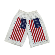 Load image into Gallery viewer, USA Graphic Shorts - Medium-USA-olesstore-vintage-secondhand-shop-austria-österreich