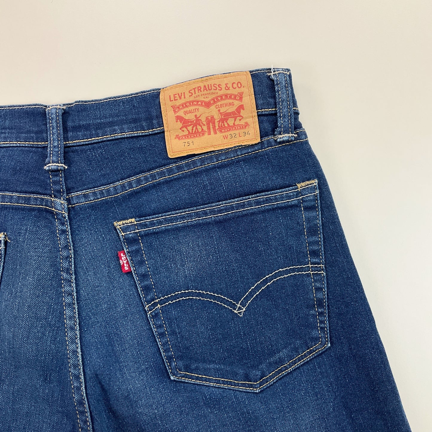 Levi's 751 Denim Jeans - W32 L34-LEVI'S-olesstore-vintage-secondhand-shop-austria-österreich