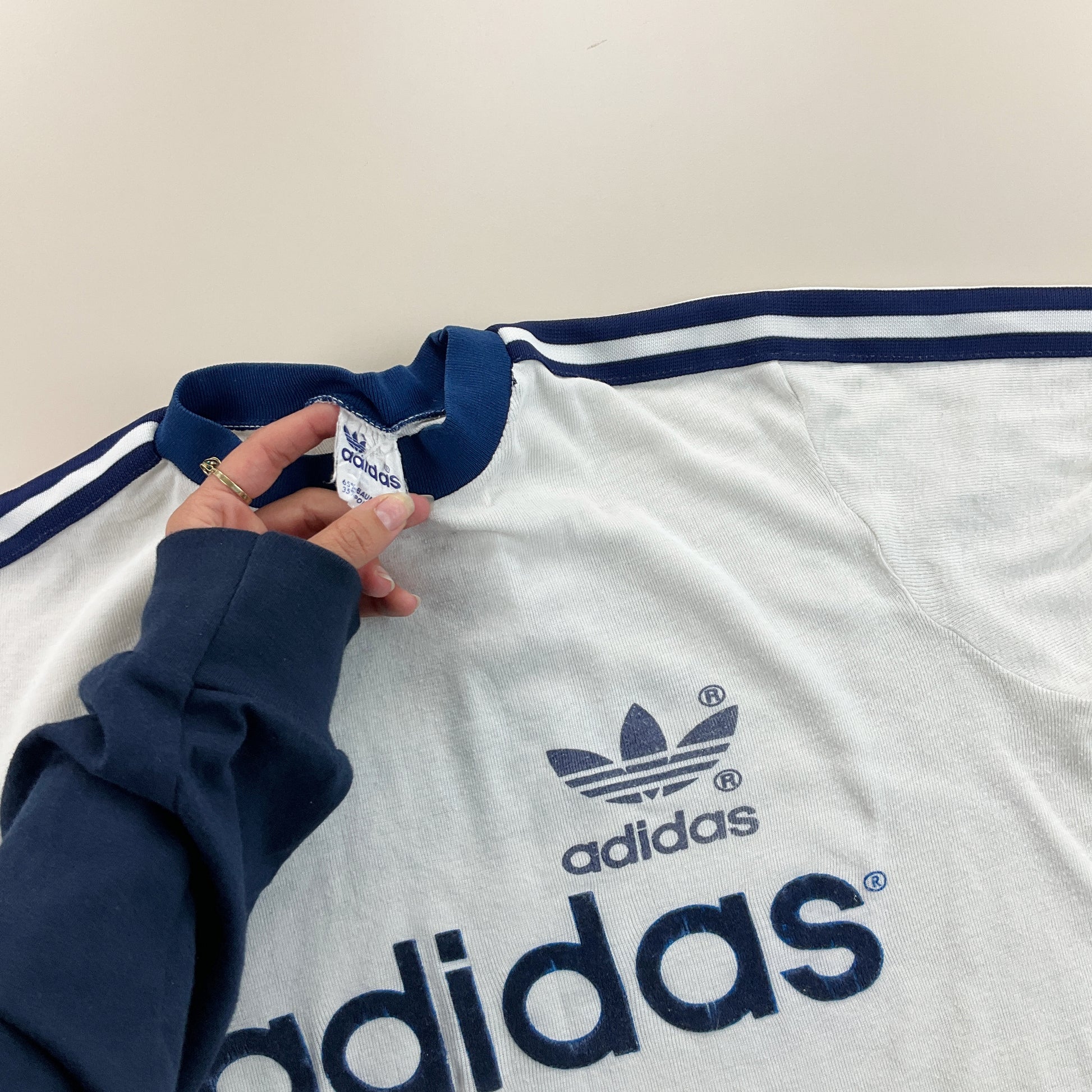 Adidas 70s T-Shirt - Small-ADIDAS-olesstore-vintage-secondhand-shop-austria-österreich