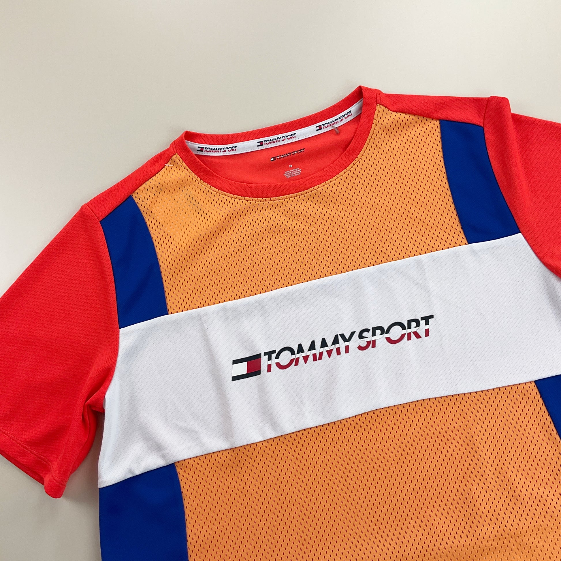 Tommy Hilfiger Sport T-Shirt - Medium-TOMMY HILFIGER-olesstore-vintage-secondhand-shop-austria-österreich