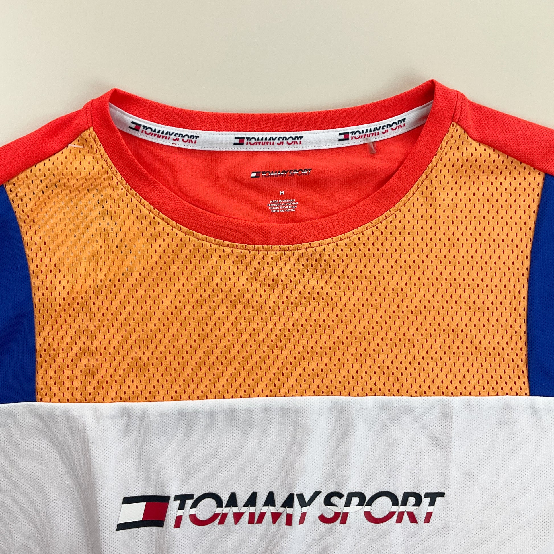 Tommy Hilfiger Sport T-Shirt - Medium-TOMMY HILFIGER-olesstore-vintage-secondhand-shop-austria-österreich