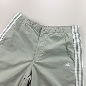 Adidas Shorts - Medium-Adidas-olesstore-vintage-secondhand-shop-austria-österreich