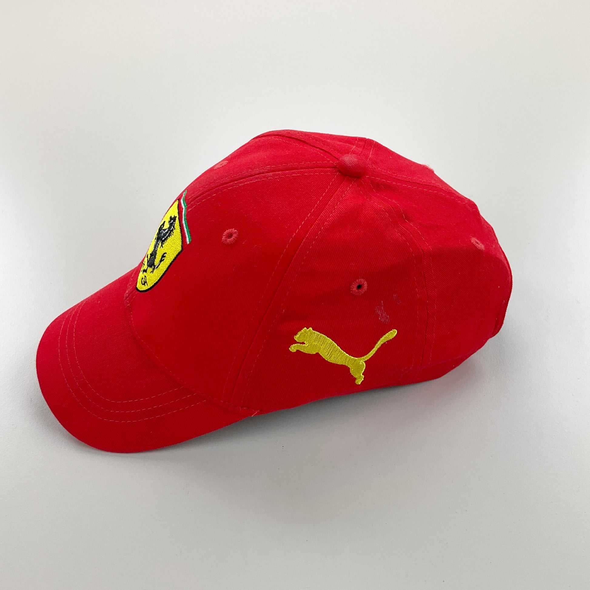 Ferrari x Puma Cap-FERRARI-olesstore-vintage-secondhand-shop-austria-österreich