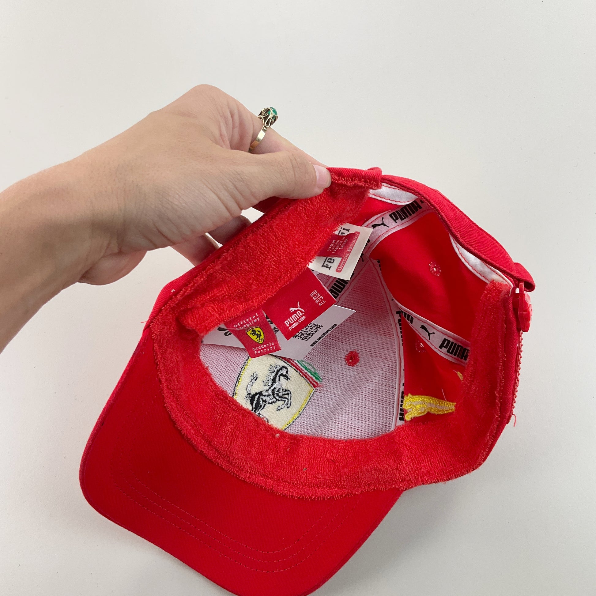 Ferrari x Puma Cap-FERRARI-olesstore-vintage-secondhand-shop-austria-österreich