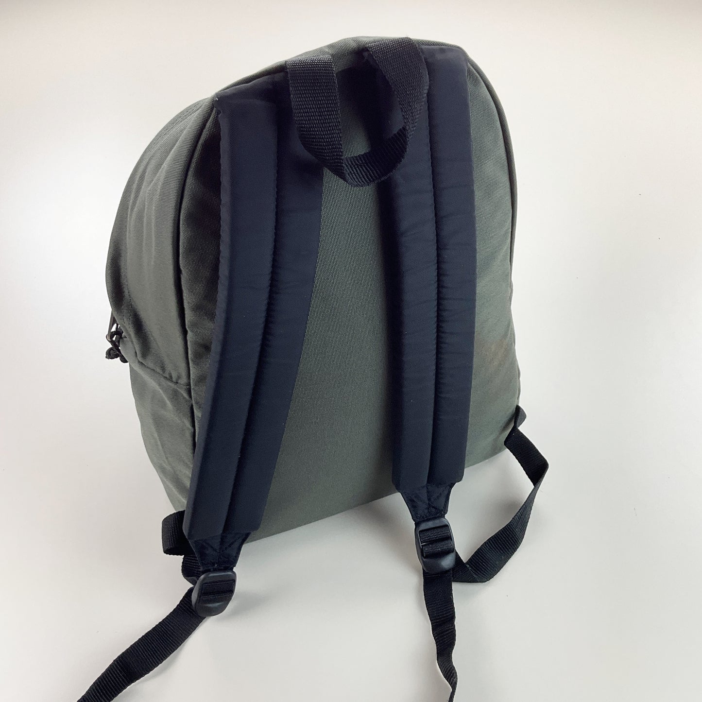 Eastpak Basic Backpack-EASTPAK-olesstore-vintage-secondhand-shop-austria-österreich