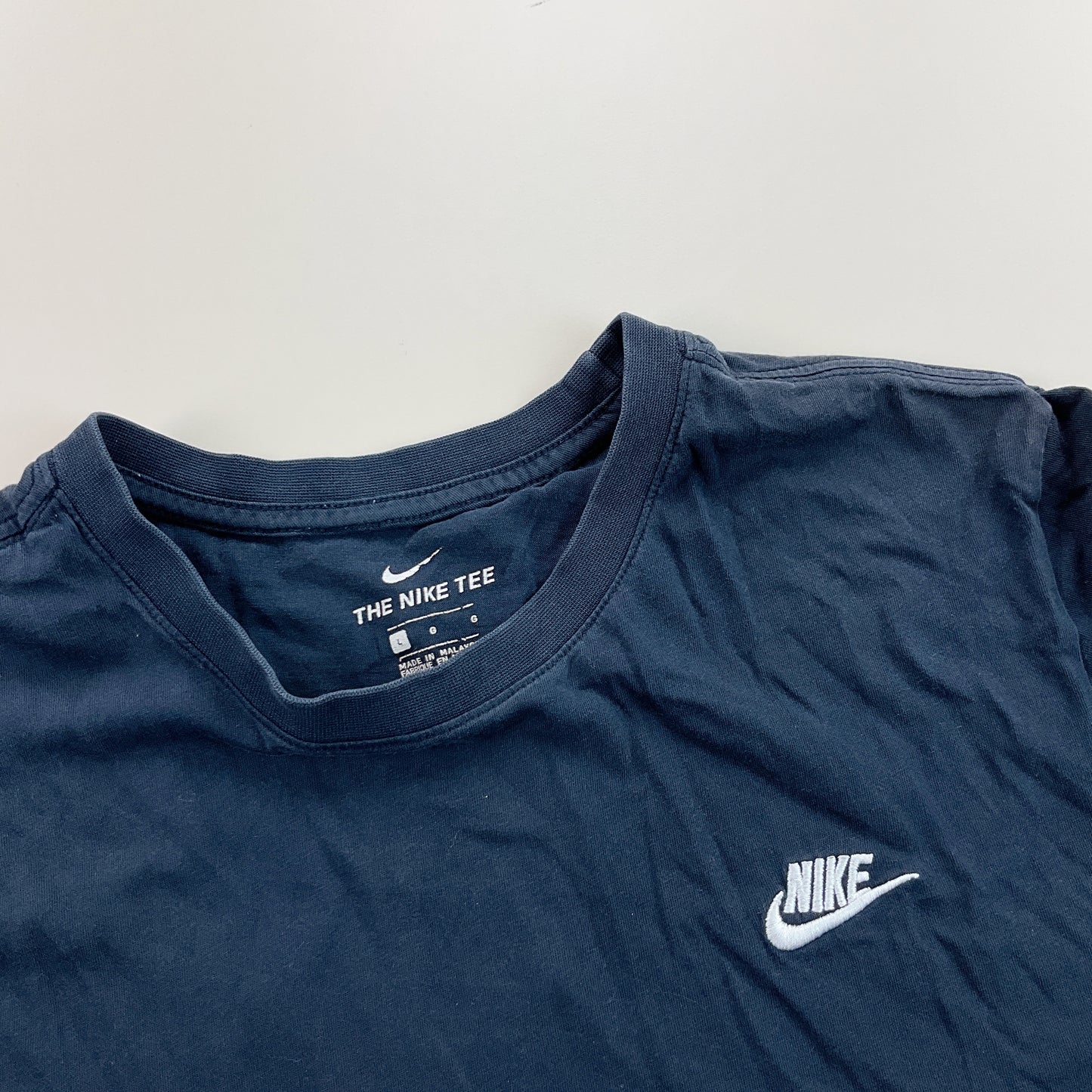 Nike Basic T-Shirt - Large-NIKE-olesstore-vintage-secondhand-shop-austria-österreich