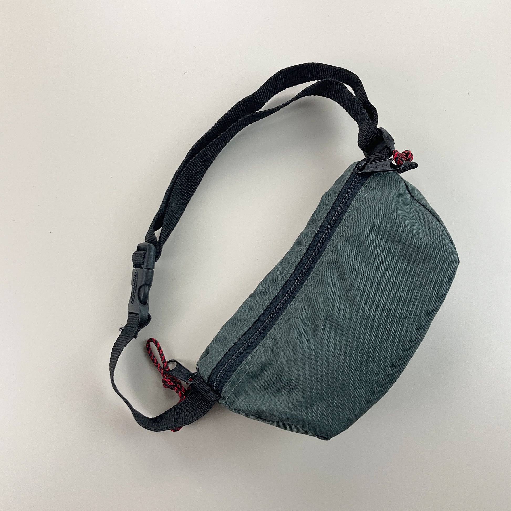 Eastpak Bum Bag-EASTPAK-olesstore-vintage-secondhand-shop-austria-österreich