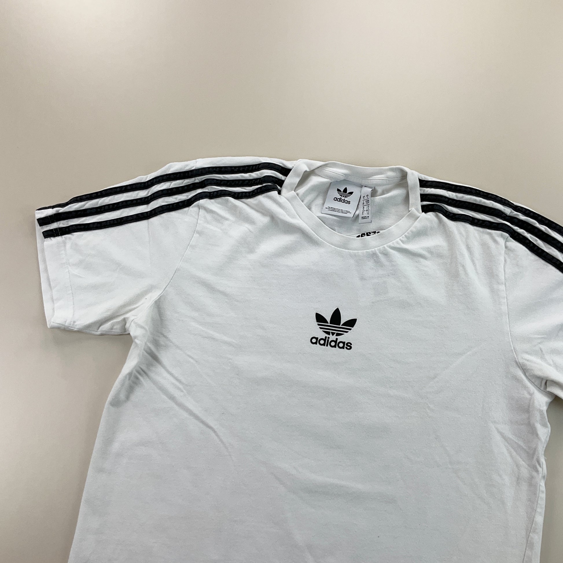 Adidas Basic T-Shirt - Small-ADIDAS-olesstore-vintage-secondhand-shop-austria-österreich