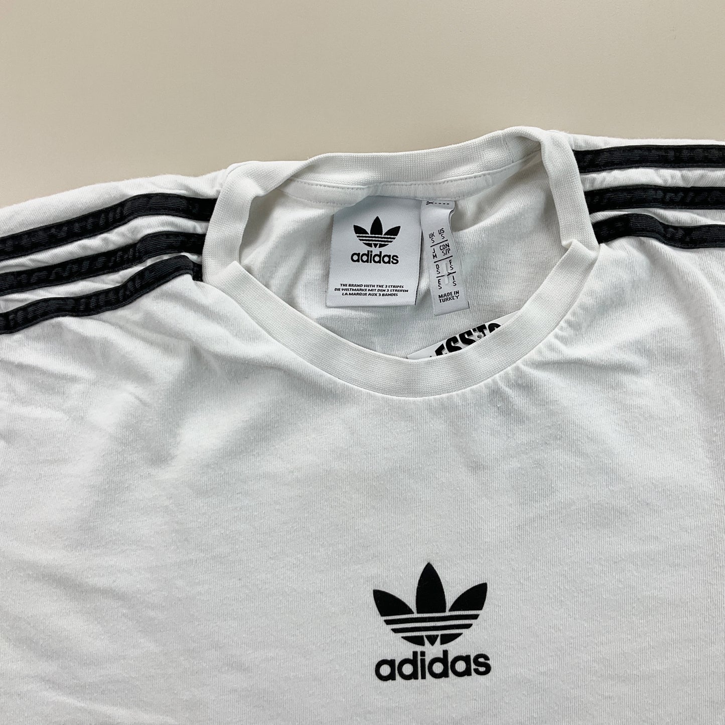 Adidas Basic T-Shirt - Small-ADIDAS-olesstore-vintage-secondhand-shop-austria-österreich