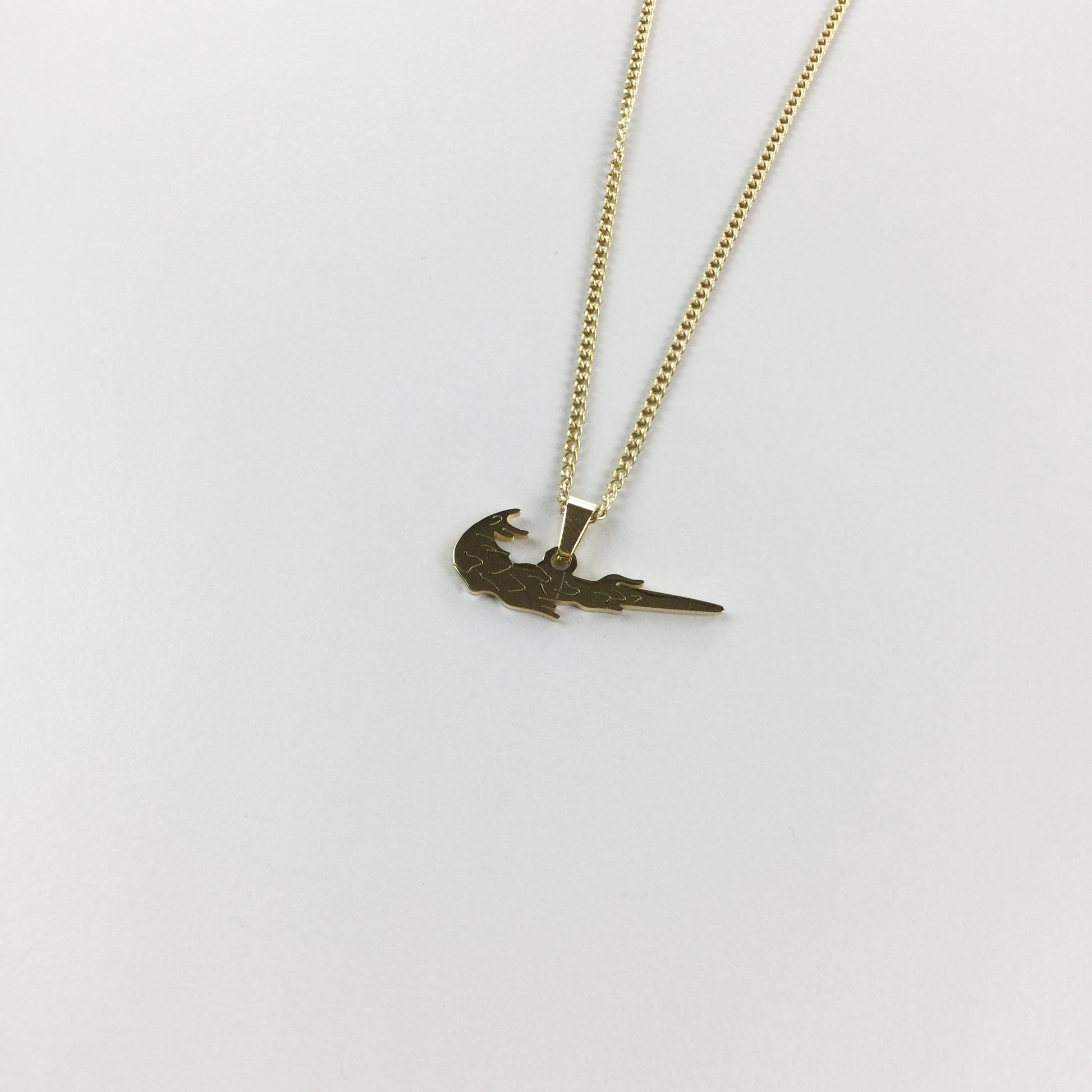 Nike Flames Swoosh Gold Necklace-olesstore-vintage-secondhand-shop-austria-österreich