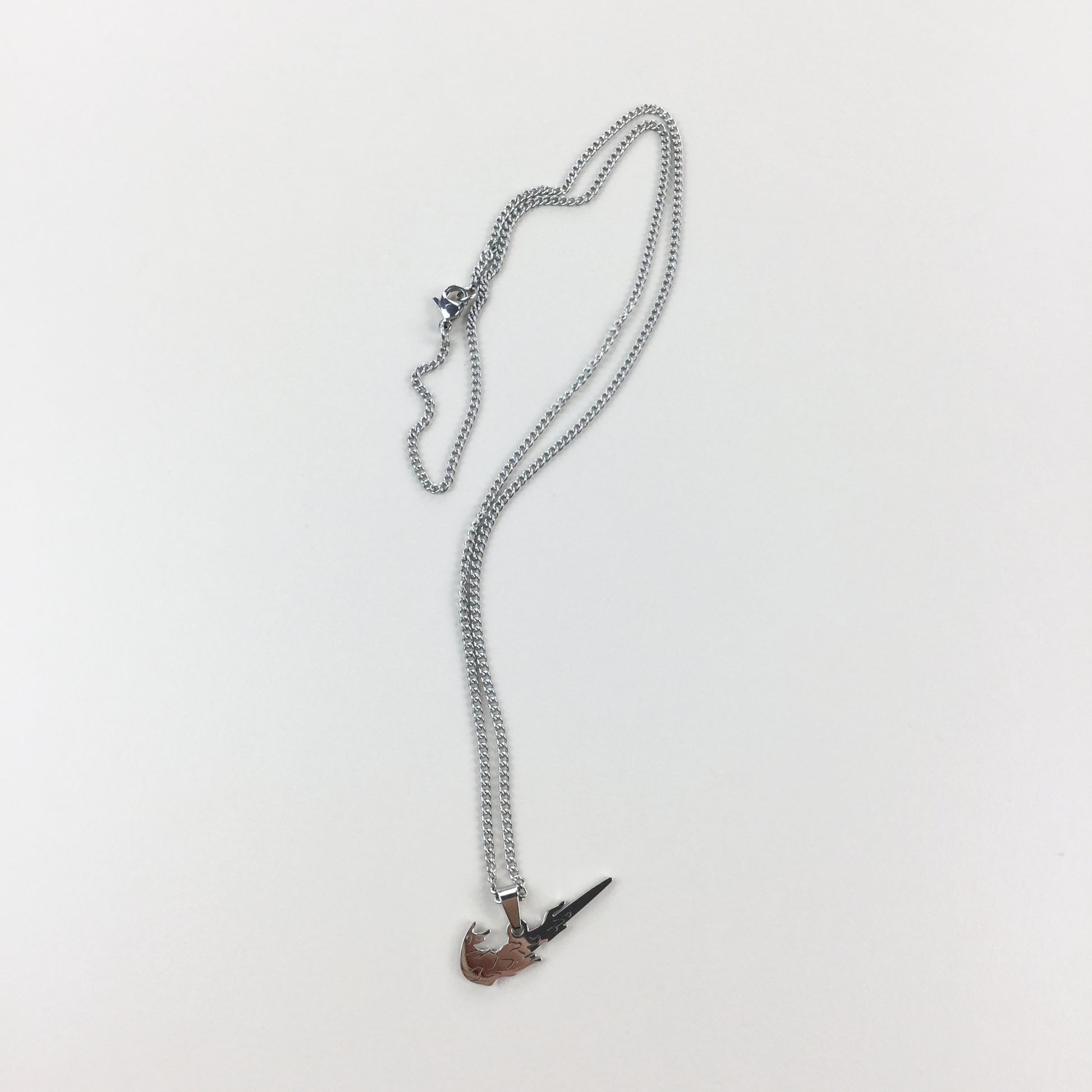 Nike Flames Swoosh Silver Necklace-olesstore-vintage-secondhand-shop-austria-österreich