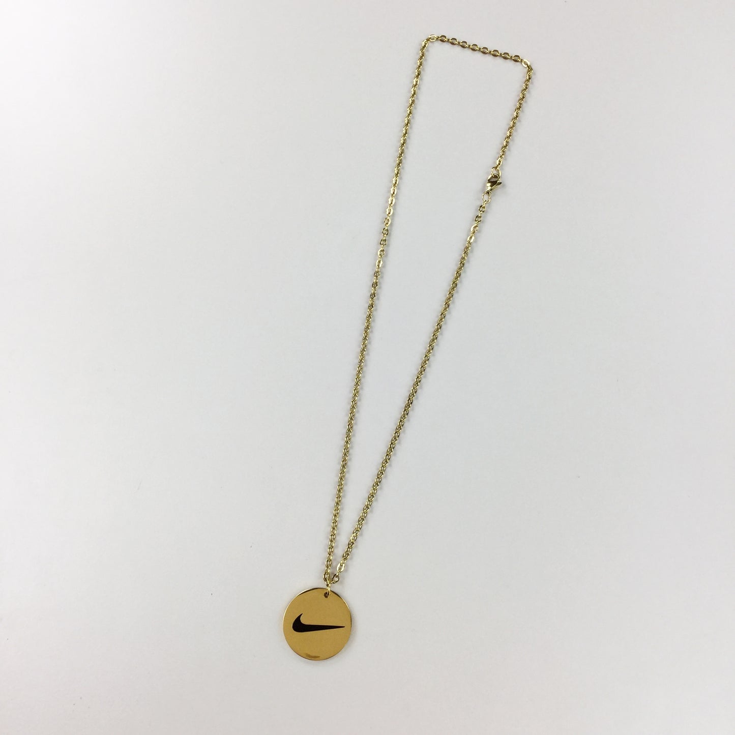 Nike Swoosh Simple Gold Necklace-olesstore-vintage-secondhand-shop-austria-österreich