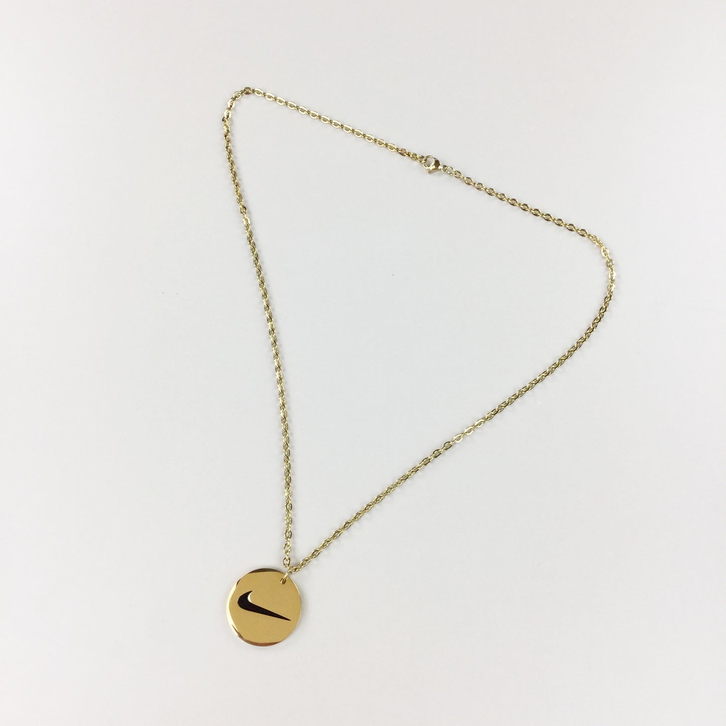 Nike Swoosh Simple Gold Necklace-olesstore-vintage-secondhand-shop-austria-österreich